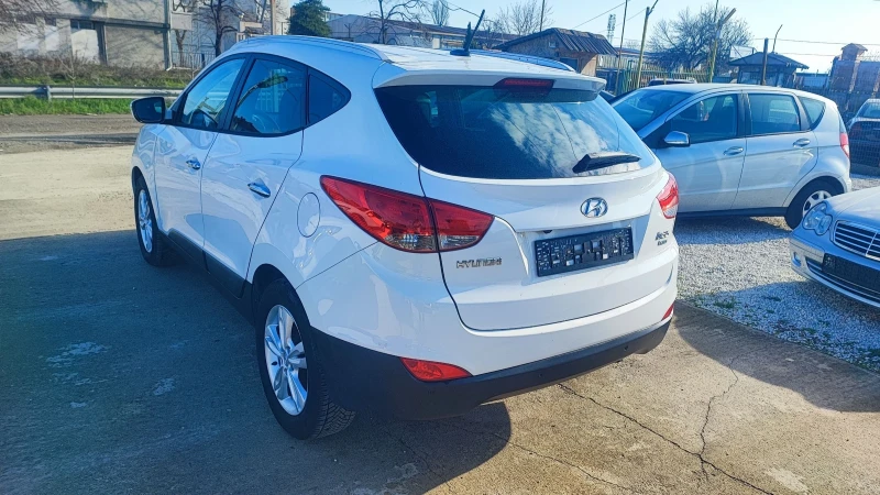 Hyundai IX35 Keyless NAVI, снимка 8 - Автомобили и джипове - 52727521