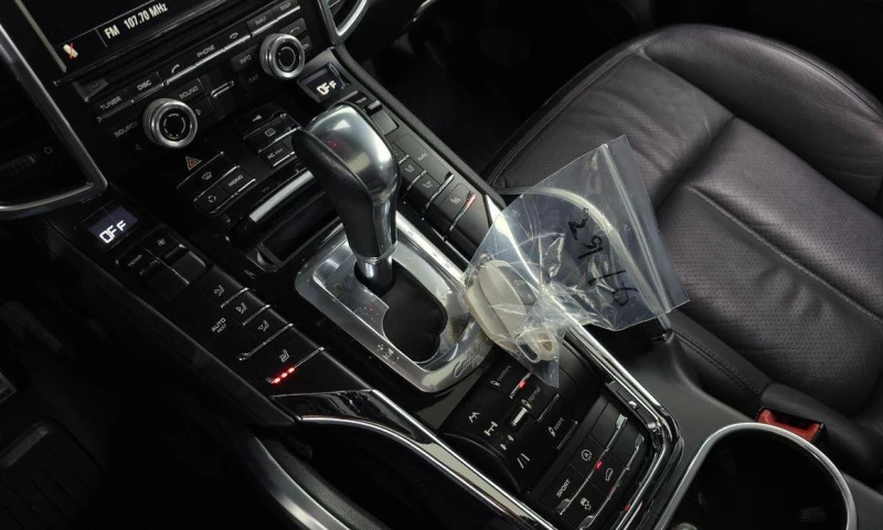 Porsche Cayenne 4.8 S 958 * НАЙ-ДОБРА ЦЕНА В БЪЛГАРИЯ* , снимка 9 - Автомобили и джипове - 52851757