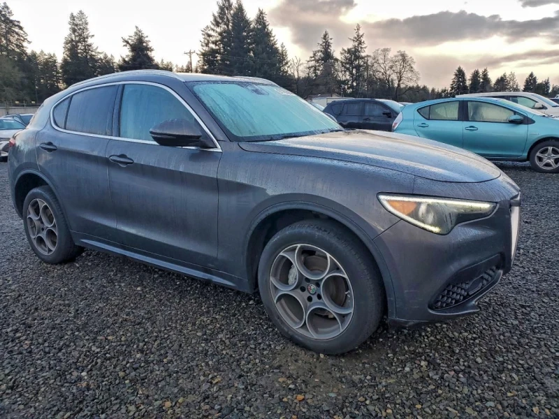 Alfa Romeo Stelvio, снимка 4 - Автомобили и джипове - 53162672