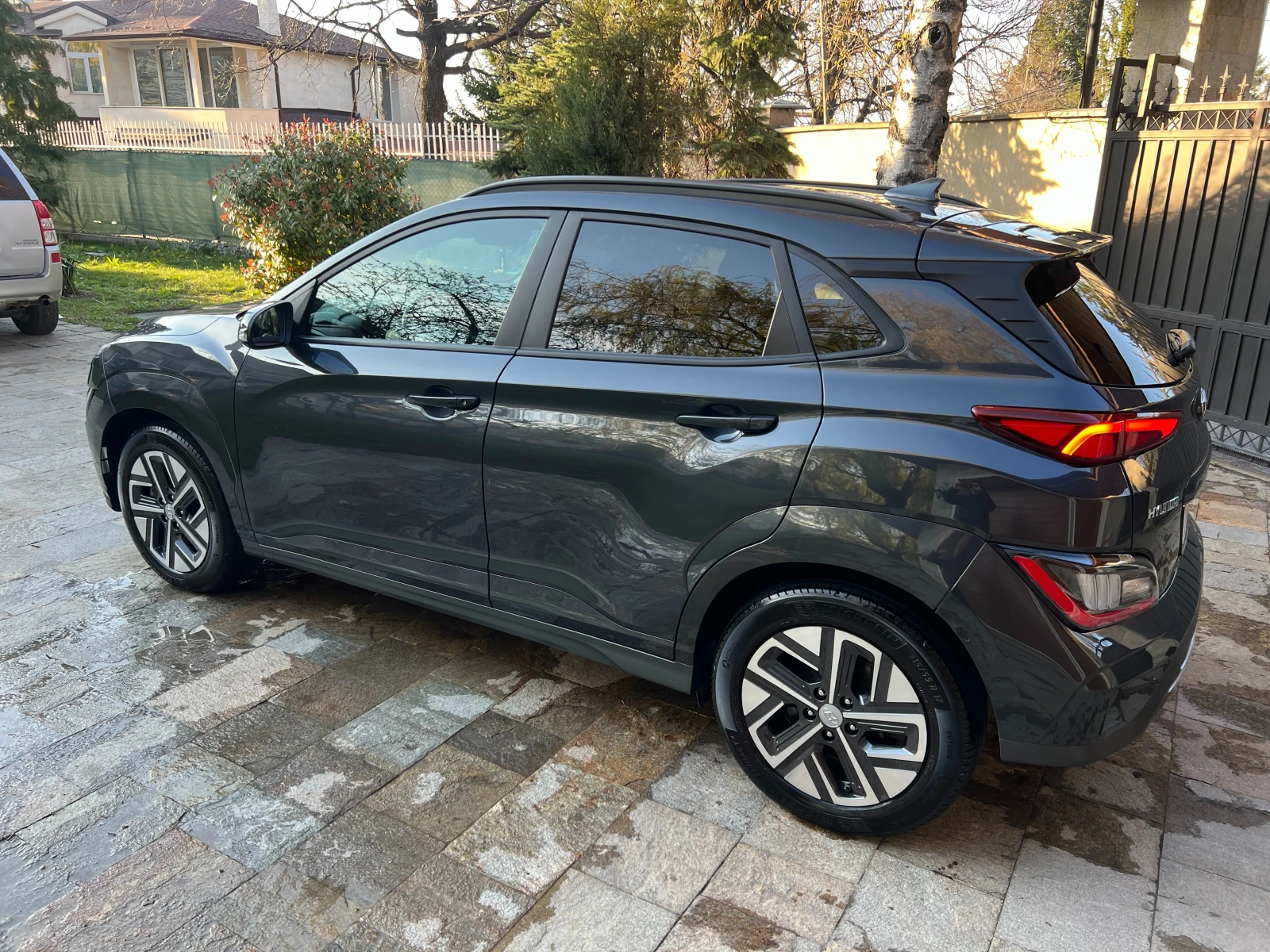 Hyundai Kona EV TREND - изображение 3