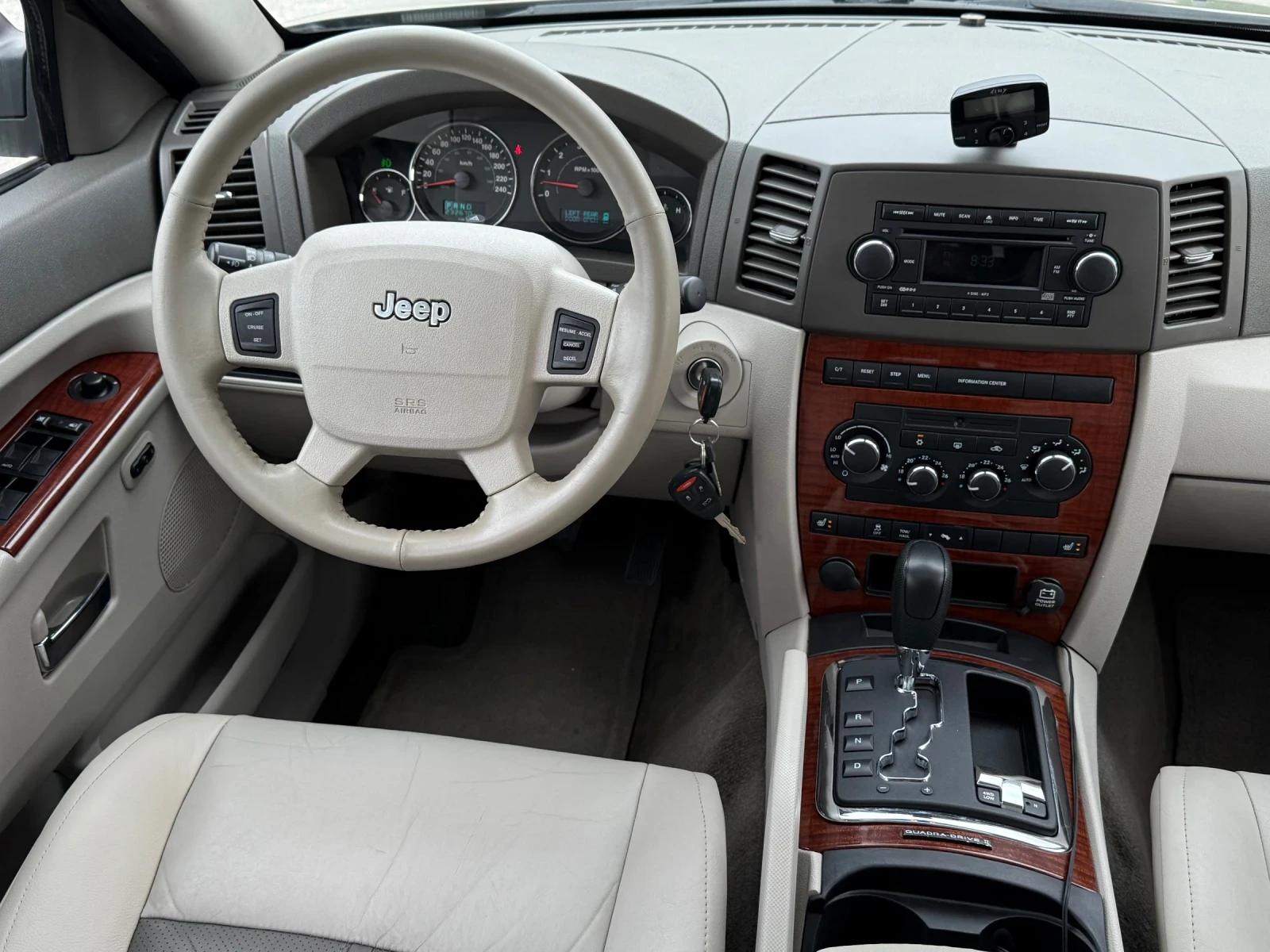 Jeep Grand cherokee 5.7Hemi 326кс * Швейцария*  - изображение 10