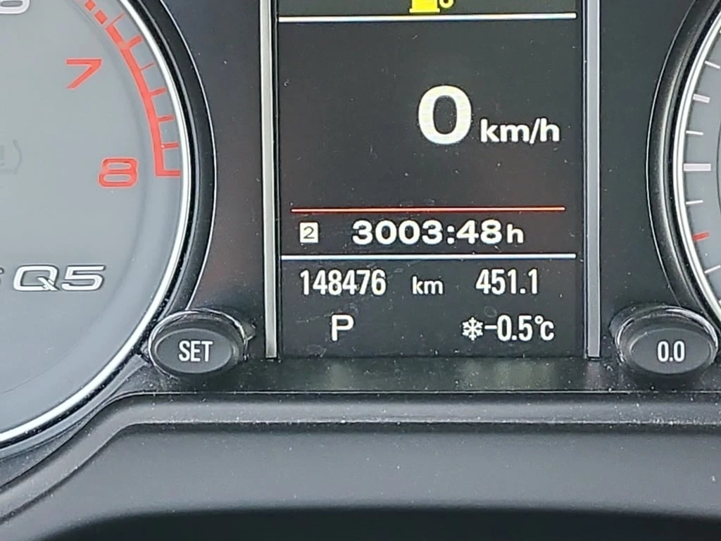 Audi SQ5 * 3.0T TECHNIK * CARFAX * БЕЗ ПЪРВОНАЧАЛНА ВНОСКА - изображение 9