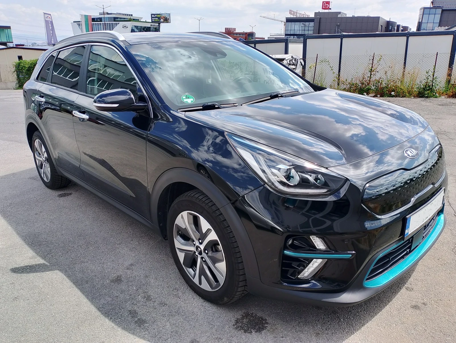 Kia Niro 64KWh/3 ФАЗНА/SOH100%/Термопомпа/Executive Line - изображение 2