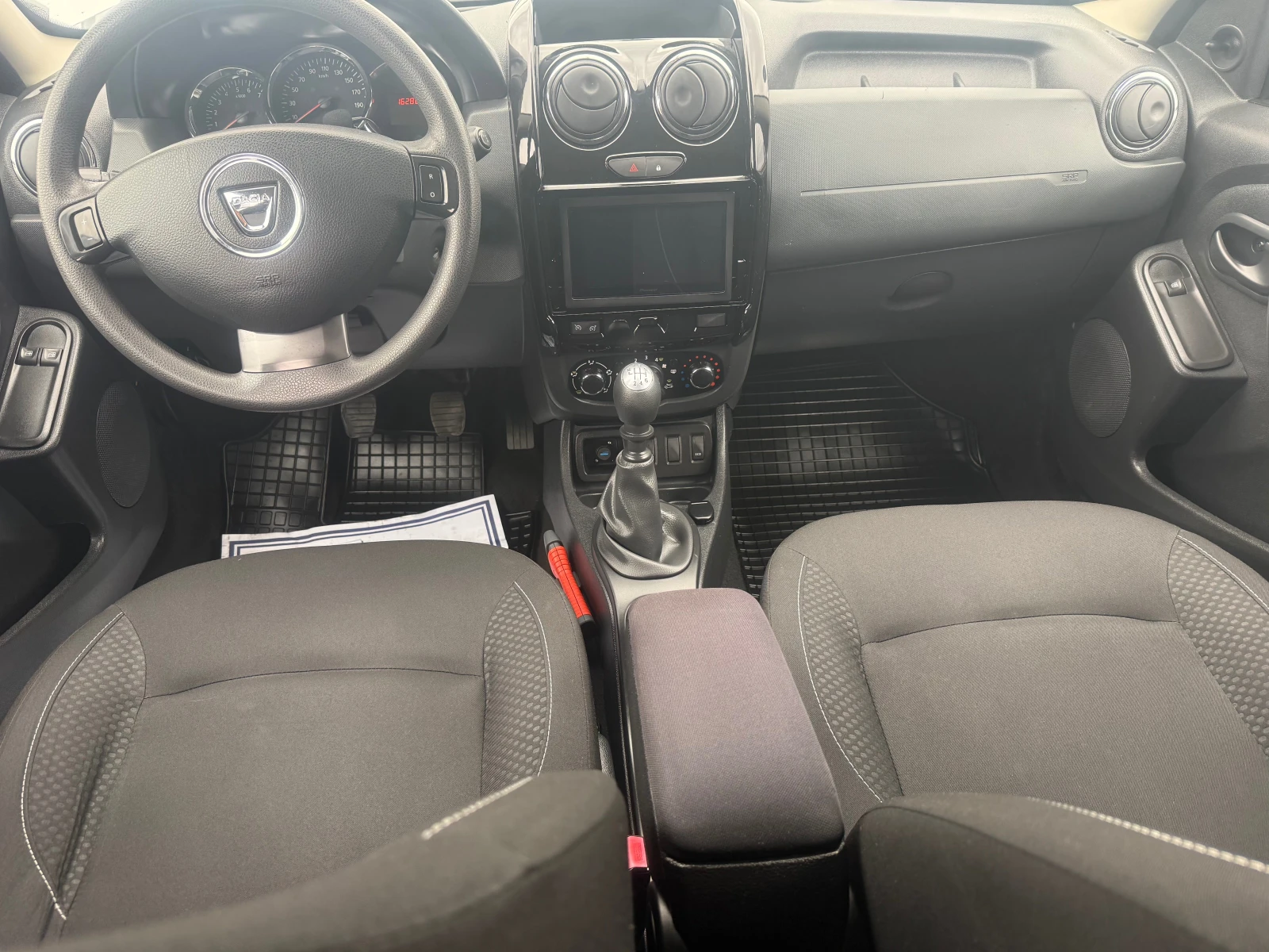 Dacia Duster 1.2 TCe evro 6, снимка 13 - Автомобили и джипове - 53892656