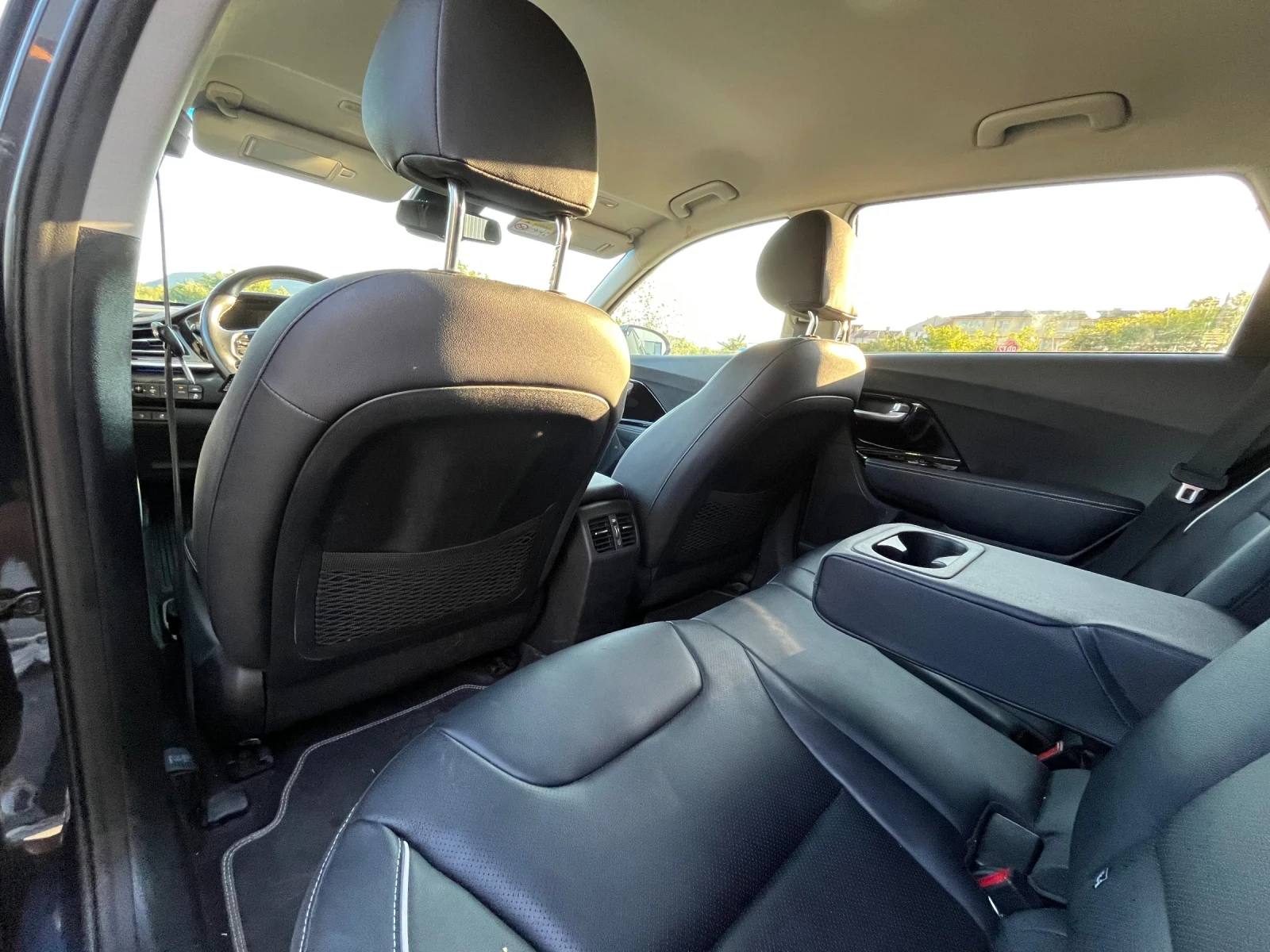 Kia Niro 204 КС. / FULL MAX , снимка 13 - Автомобили и джипове - 54070846