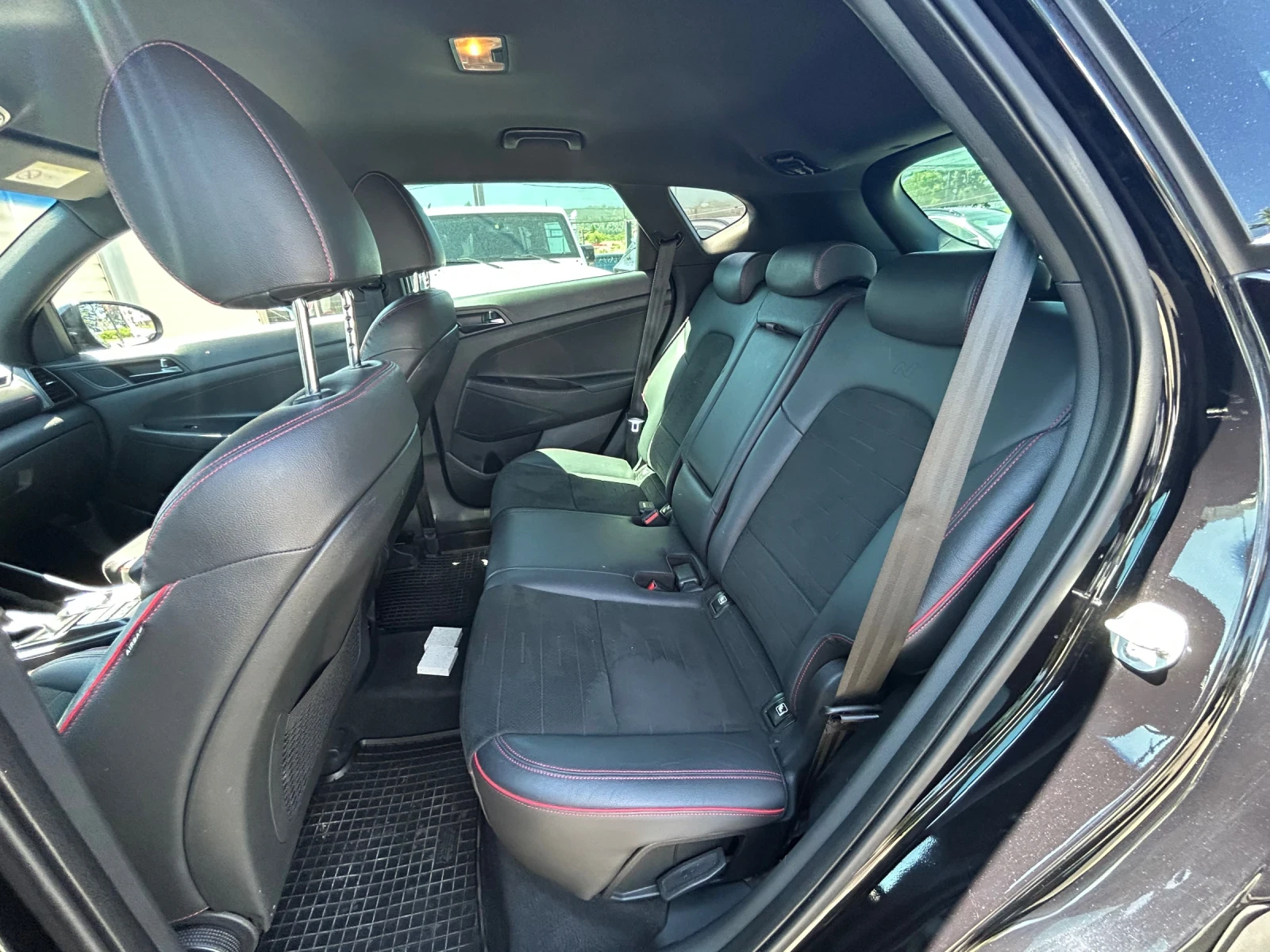 Hyundai Tucson 1.6i* N-line* , снимка 7 - Автомобили и джипове - 54720163