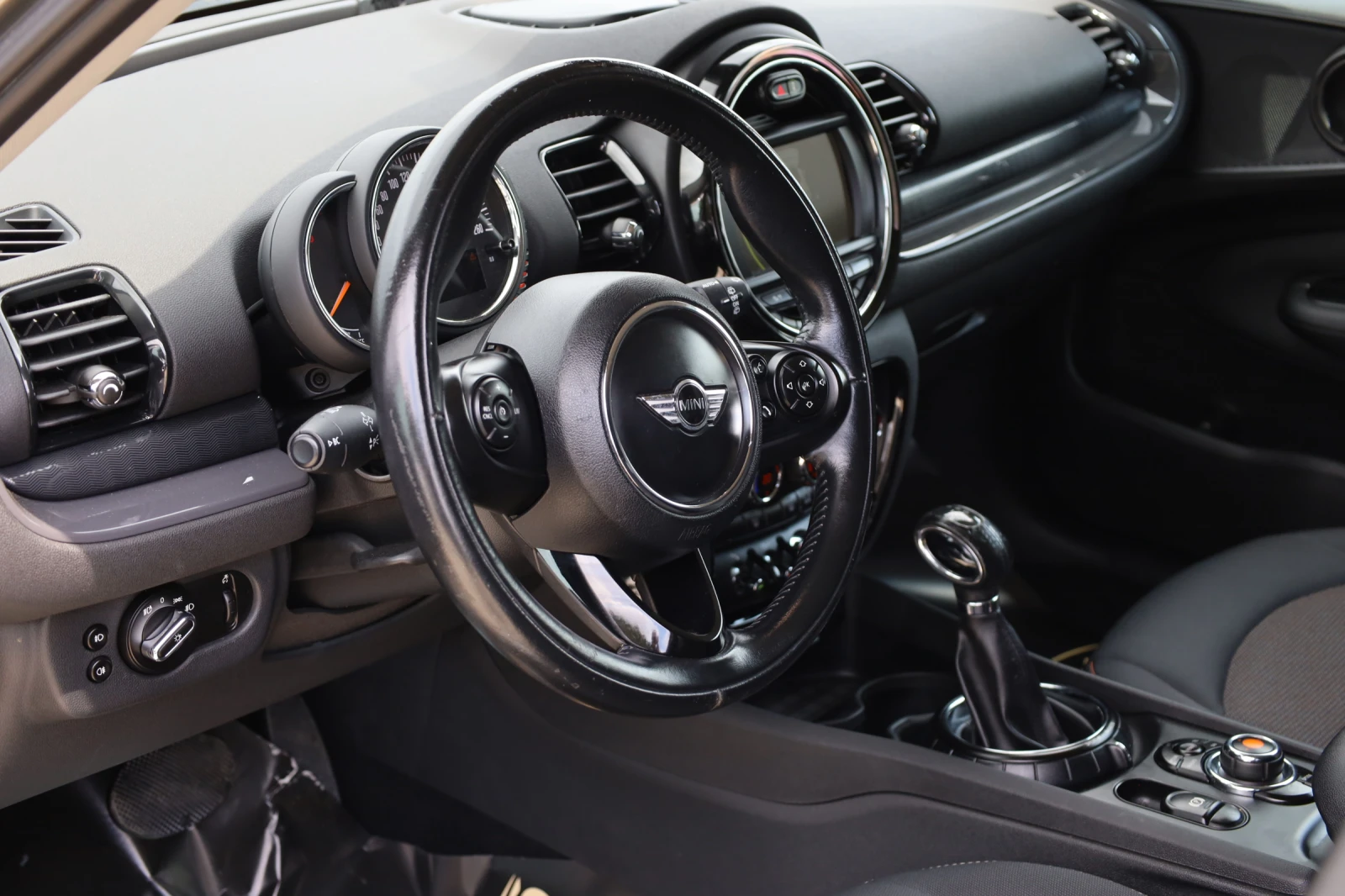 Mini Countryman 1.6 D, снимка 9 - Автомобили и джипове - 54751432