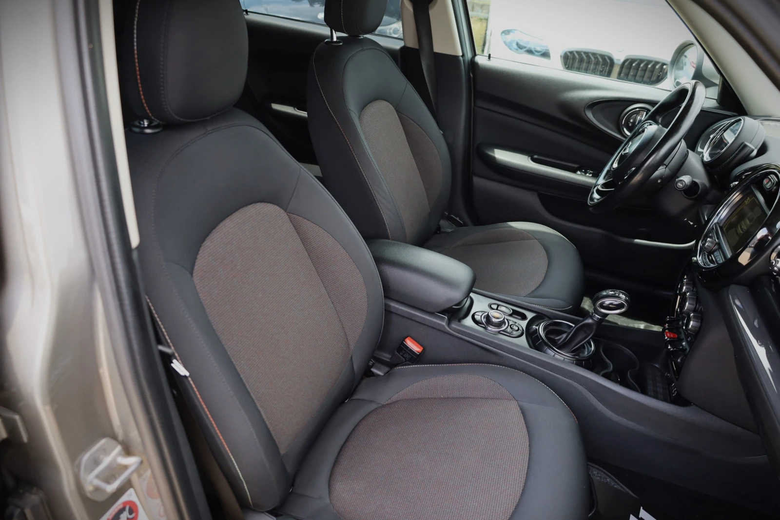 Mini Countryman 1.6 D, снимка 14 - Автомобили и джипове - 54751432
