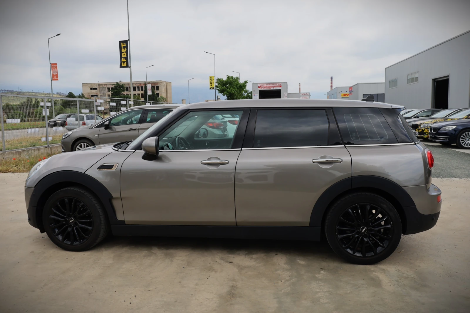 Mini Countryman 1.6 D, снимка 4 - Автомобили и джипове - 54751432