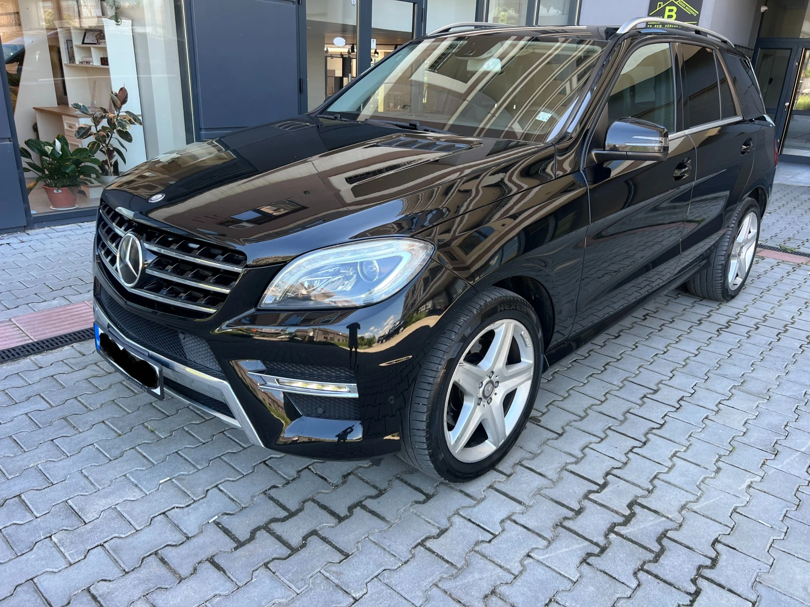 Mercedes-Benz ML 350 CDI AMG DISTRONIC OFFROAD Harman/kardon Печка
