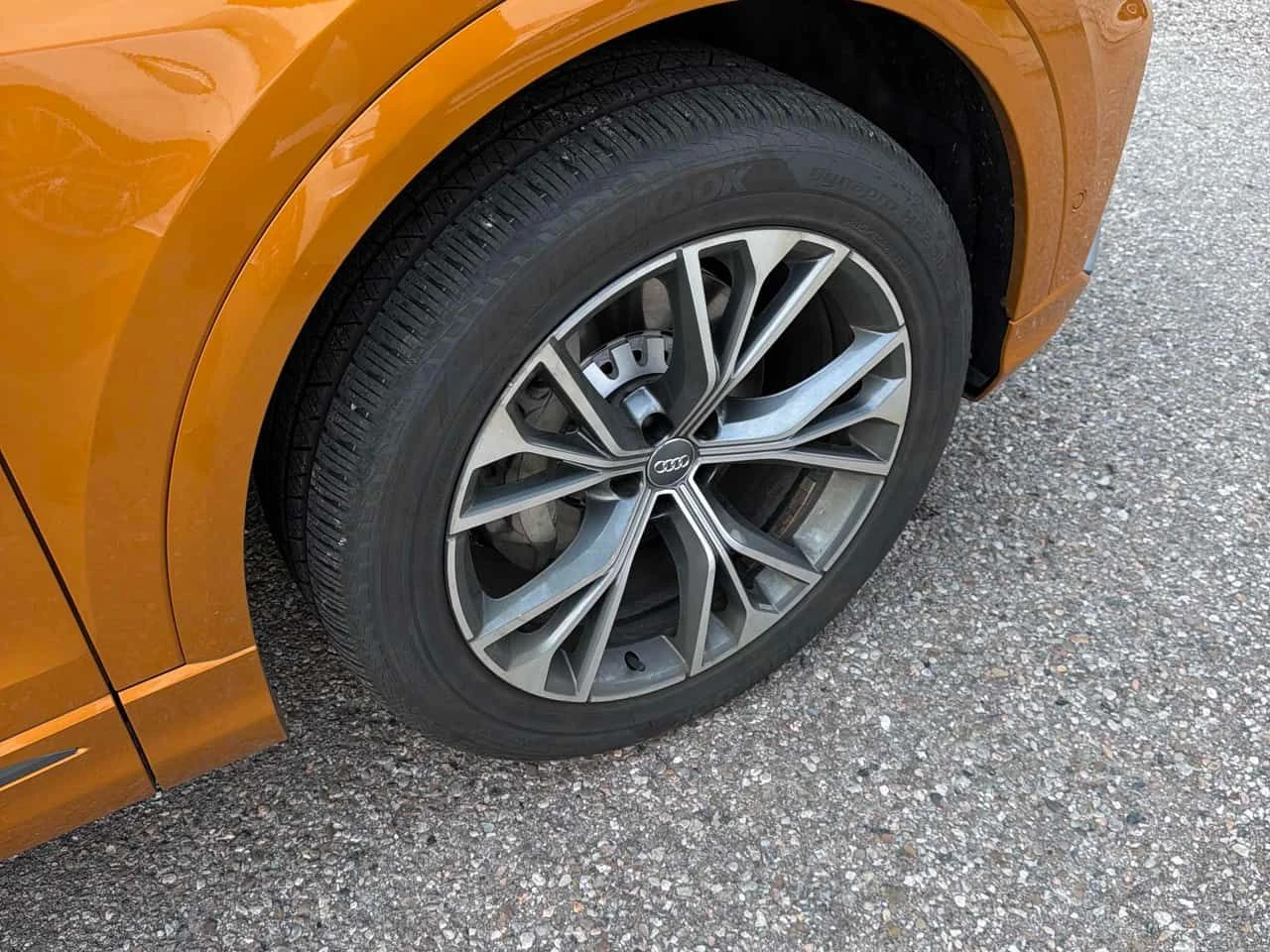 Audi Q8 * Technik * CARFAX * ЦЕНА ДО БГ, снимка 6 - Автомобили и джипове - 55476881