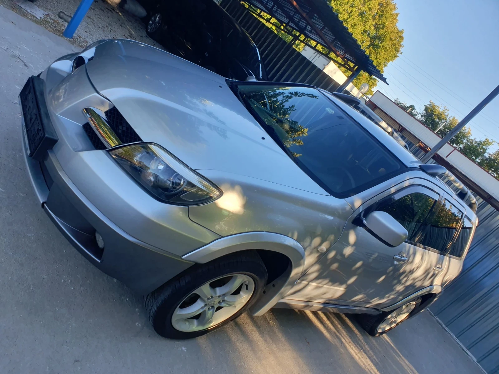 Mitsubishi Outlander 2.0 KLIMA 4X4 NAVI KAMERA | Mobile.bg � ����������� 2
