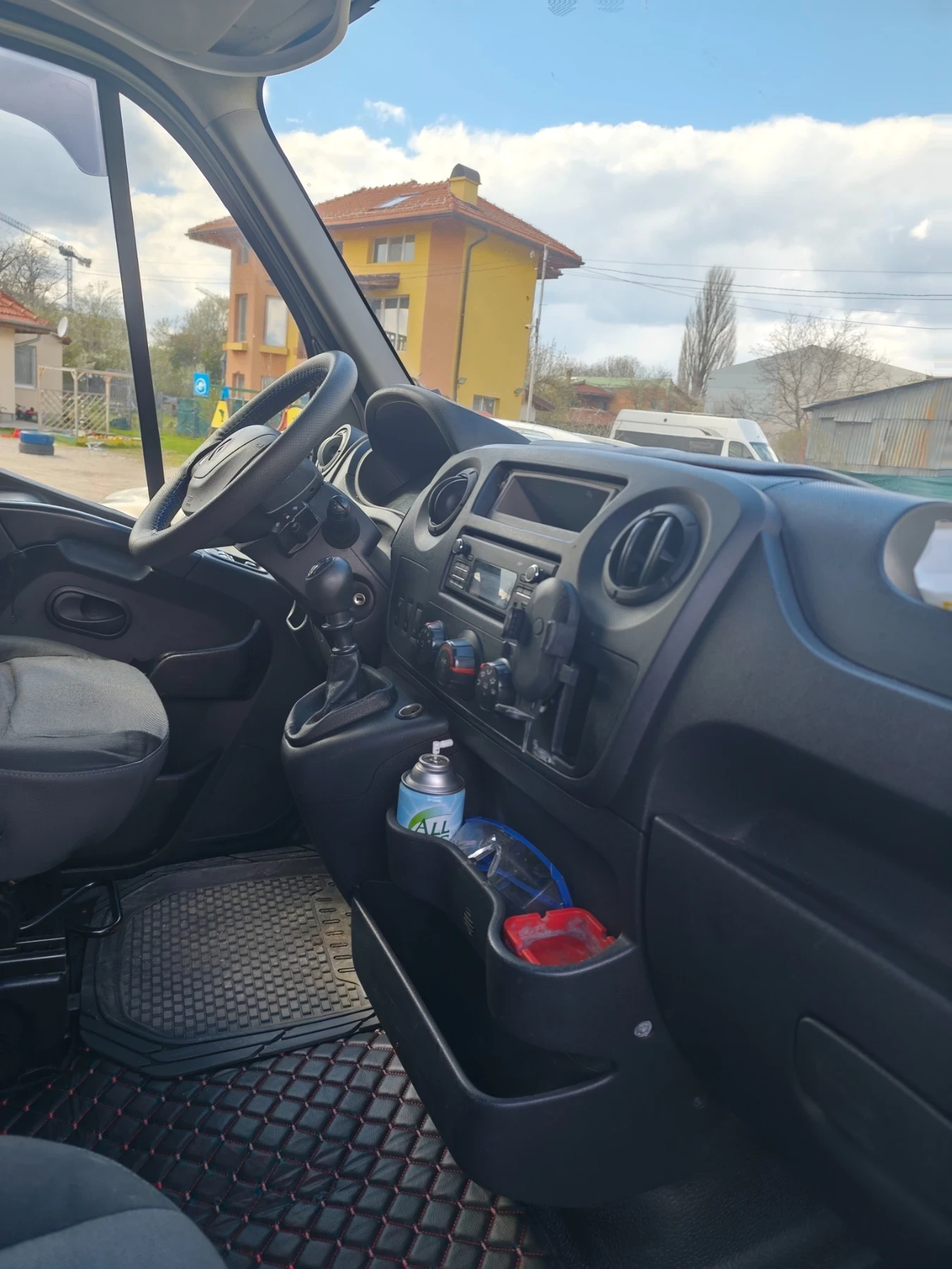 Renault Master, снимка 9 - Бусове и автобуси - 54462536