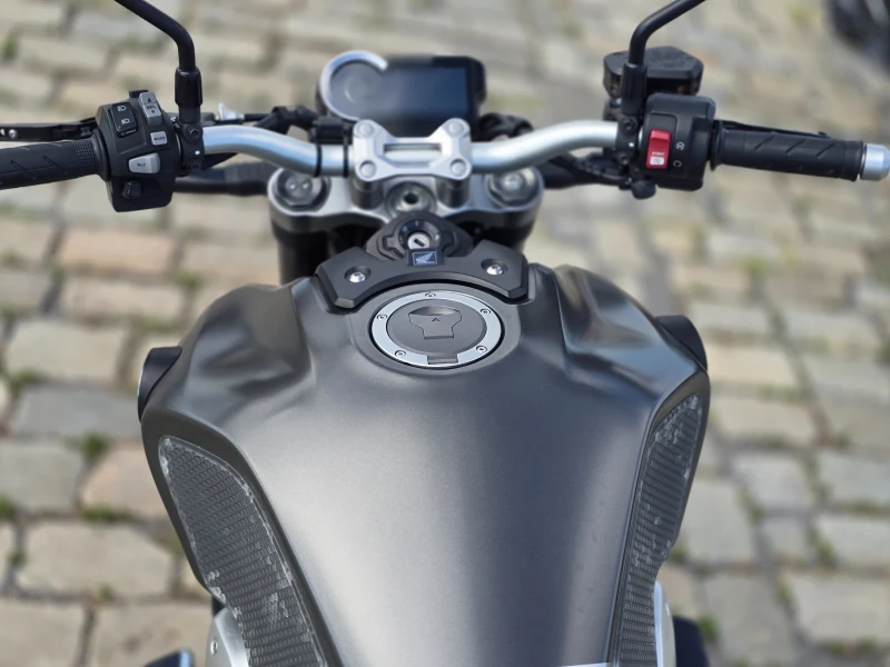 Honda Cb 1000 RA ПЕРФЕКТЕН, снимка 7 - Мотоциклети и мототехника - 51170435