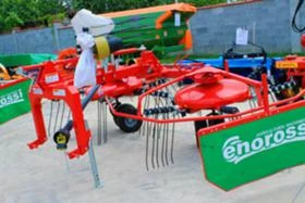 Сенообръщачка Enorossi DR420   4R    , снимка 1