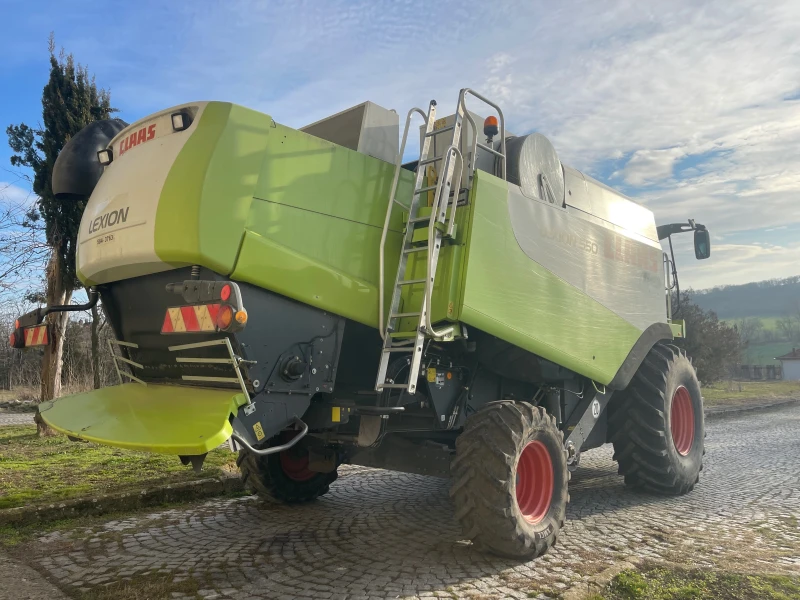 Комбайн Claas 2 БРОЯ - LEXION 550 + CLAAS VARIO 750 ЛИЗИНГ, снимка 6 - Селскостопанска техника - 48812768