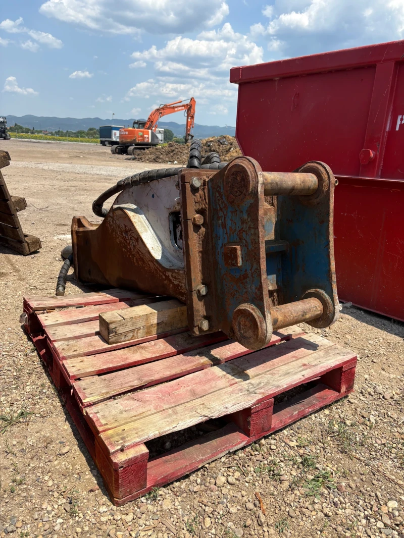 Допълнително оборудване Хидравличен чук Furukawa F19XP, снимка 5 - Индустриална техника - 50916342