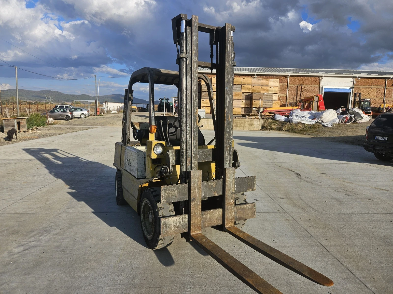  Yale | Mobile.bg   8