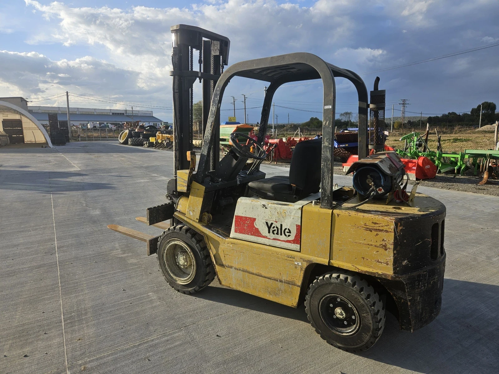  Yale | Mobile.bg   7