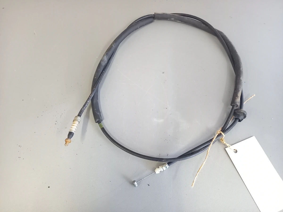 Жило отваряне преден капак Ланчия Ипсилон 