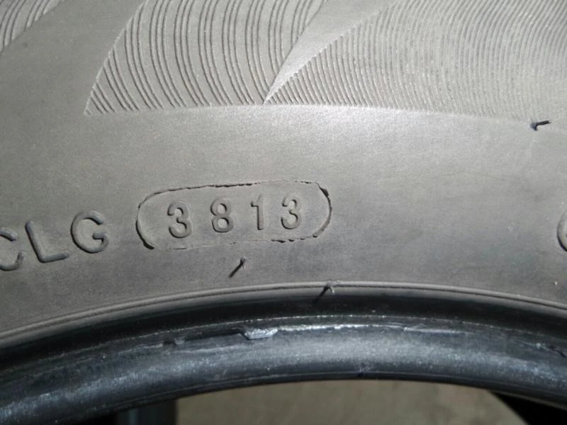 Гуми Летни 215/60R17, снимка 4 - Гуми и джанти - 14462602