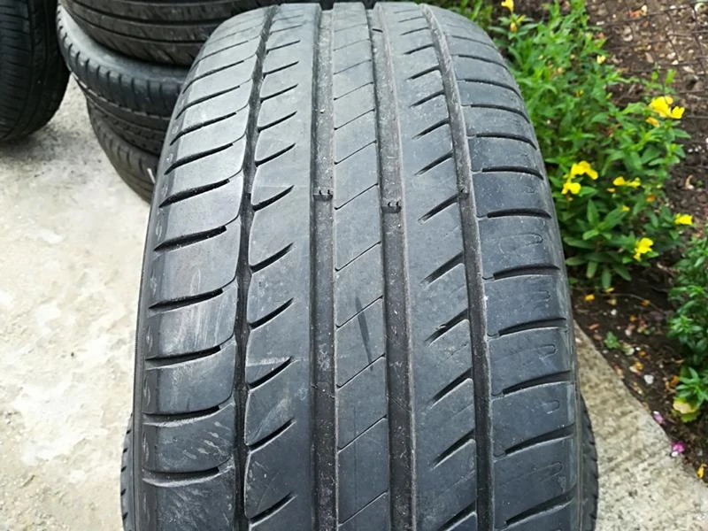 Гуми Летни 225/55R17, снимка 1 - Гуми и джанти - 21805816