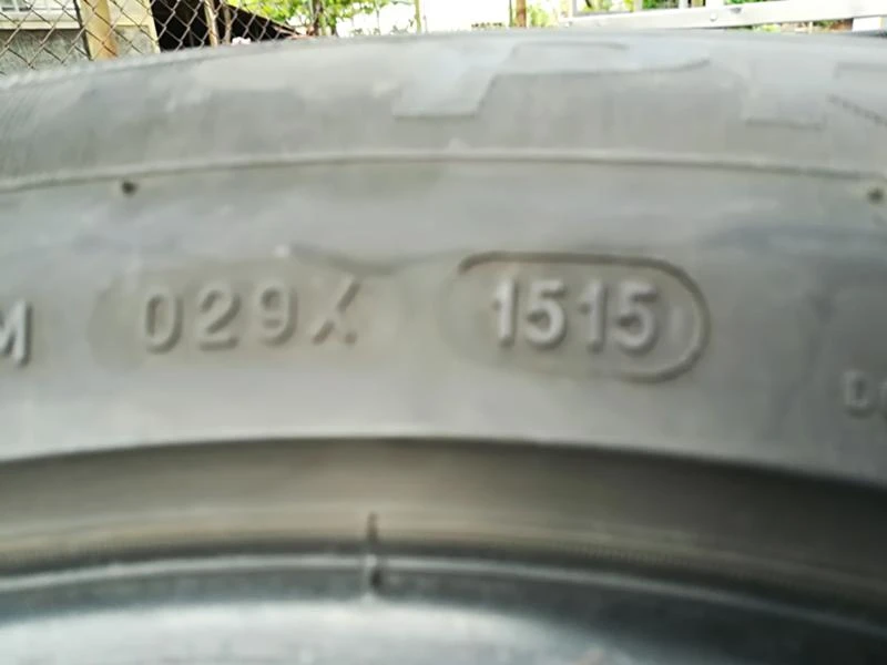 Гуми Летни 225/55R17, снимка 5 - Гуми и джанти - 21805816