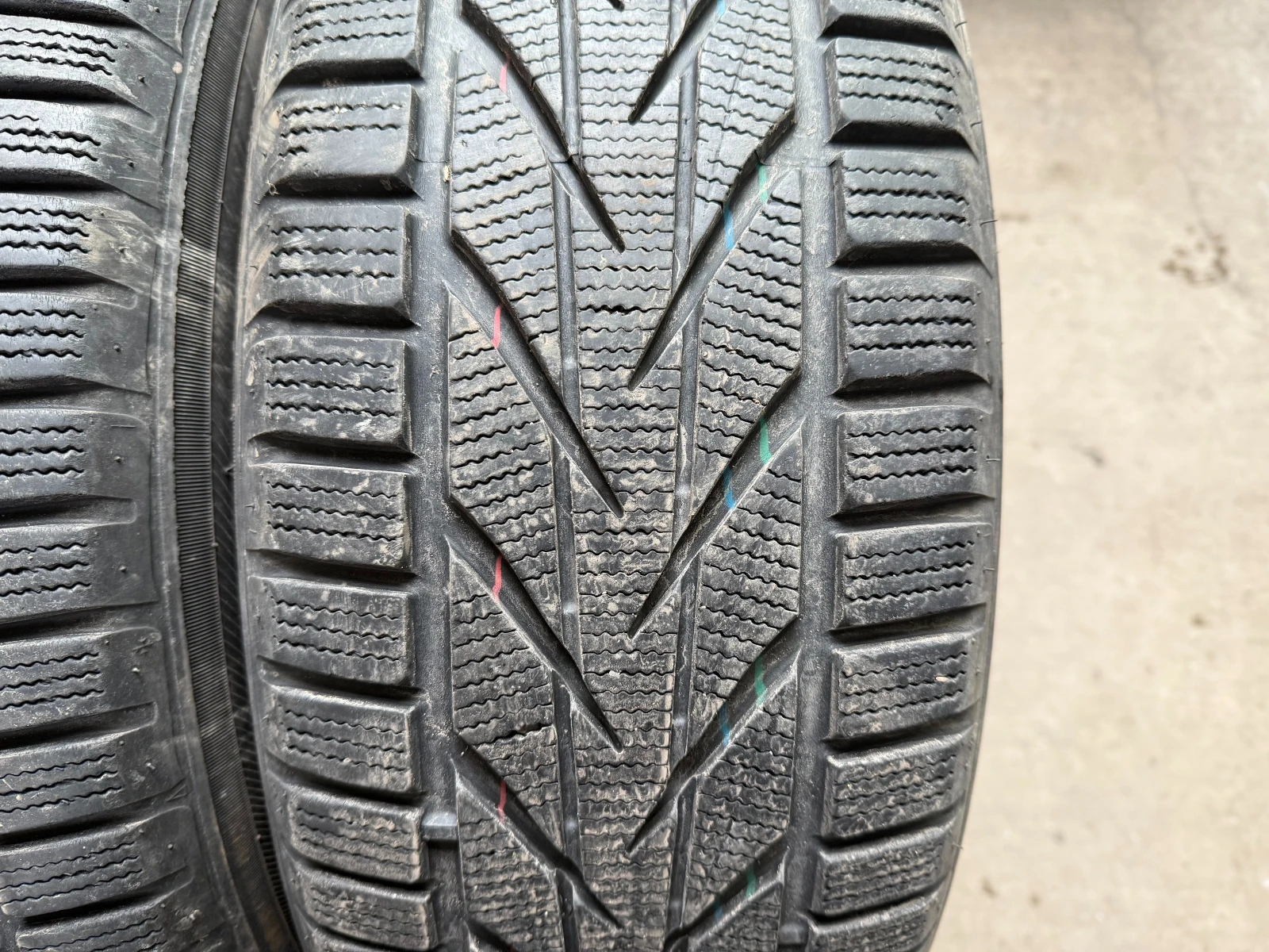  215/55R17 | Mobile.bg   3