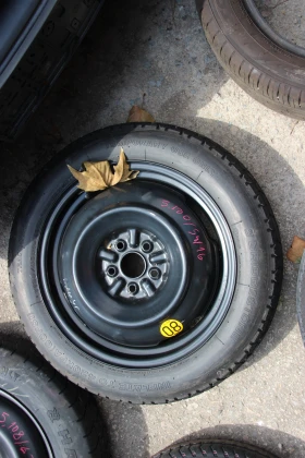 Гуми с джанти Bridgestone 135/80R16, снимка 2 - Гуми и джанти - 49101813