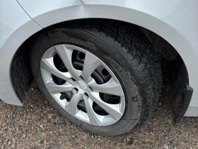 Toyota Corolla LE 2.0 DYNAMIC FORCE CVT, снимка 13
