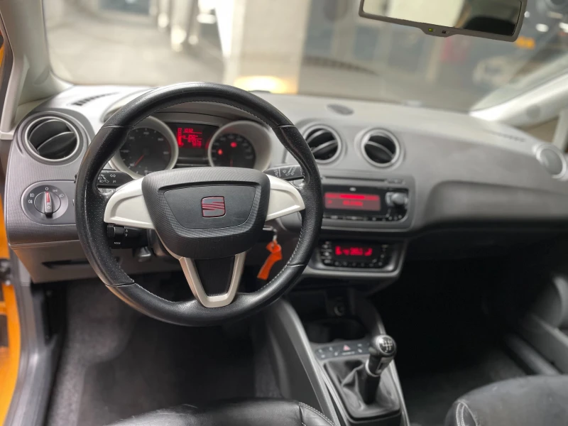 Seat Ibiza 1.2 TDI КОЖА/КЛИМАТРОНИК/ПАРКТРОНИК, снимка 9 - Автомобили и джипове - 47414994