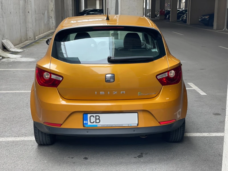 Seat Ibiza 1.2 TDI КОЖА/КЛИМАТРОНИК/ПАРКТРОНИК, снимка 5 - Автомобили и джипове - 47414994