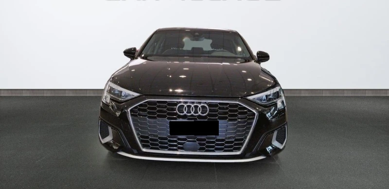 Audi A3 * 30TFSI* * SPORTBACK* NAVI* LED* DISTR* CARPLAY* , снимка 2 - Автомобили и джипове - 47302833