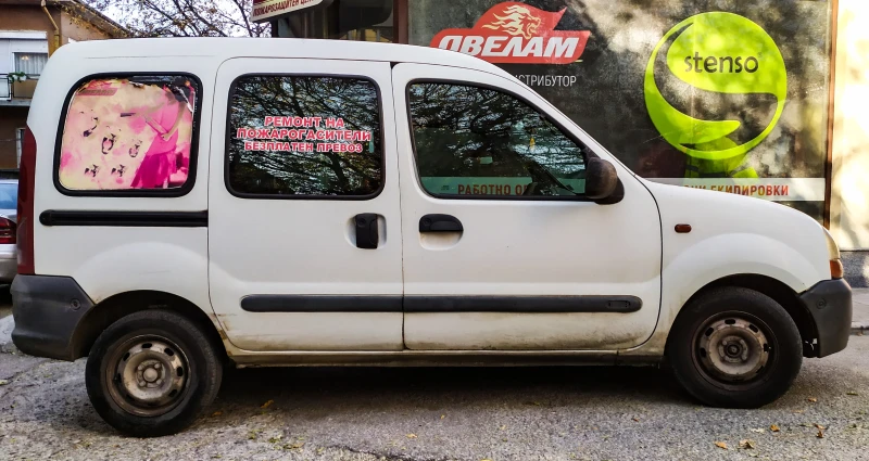 Renault Kangoo 1.6 бензин, снимка 8 - Автомобили и джипове - 47855700