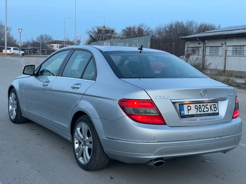 Mercedes-Benz C 220 Avantgarde, 7G Tronic, НАПЪЛНО ОБСЛУЖЕН, снимка 6 - Автомобили и джипове - 48334868