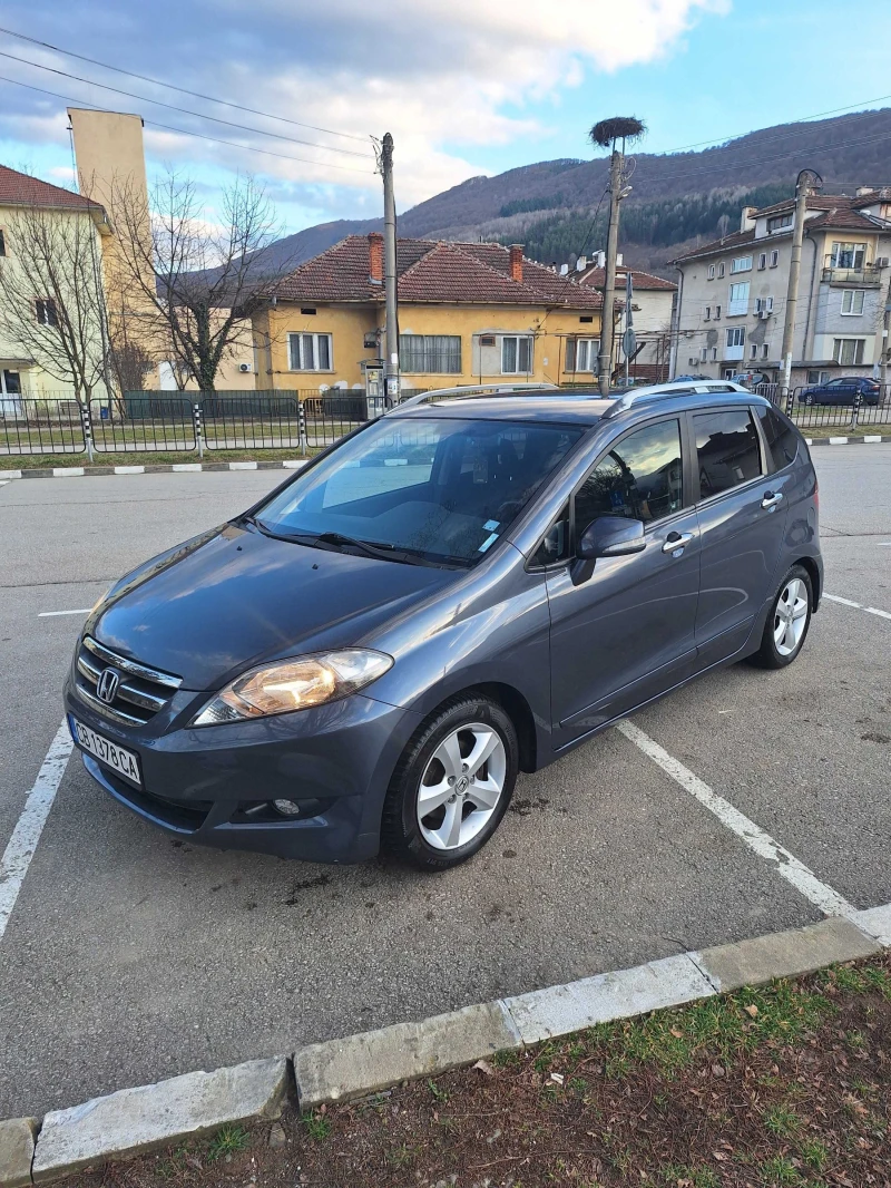 Honda Fr-v, снимка 16 - Автомобили и джипове - 49062414