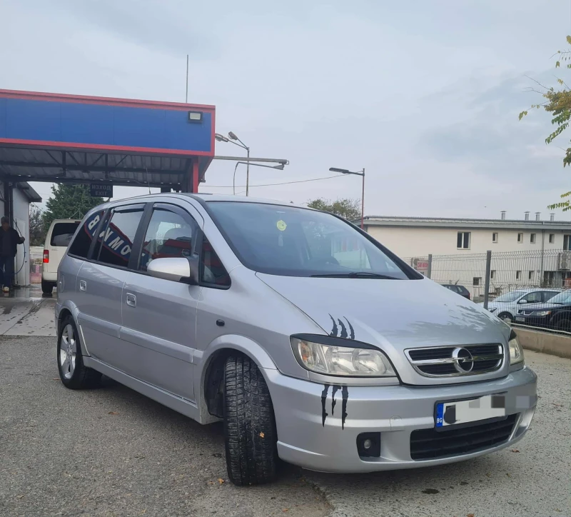 Opel Zafira OPC, снимка 2 - Автомобили и джипове - 52094788