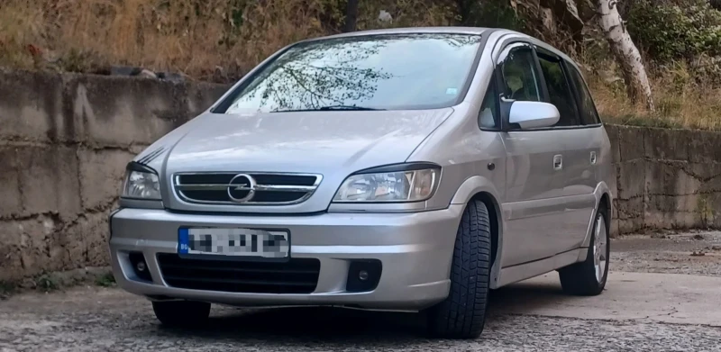 Opel Zafira OPC, снимка 6 - Автомобили и джипове - 52094788