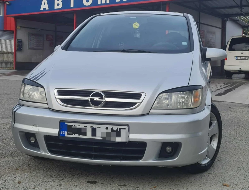 Opel Zafira OPC, снимка 3 - Автомобили и джипове - 52094788