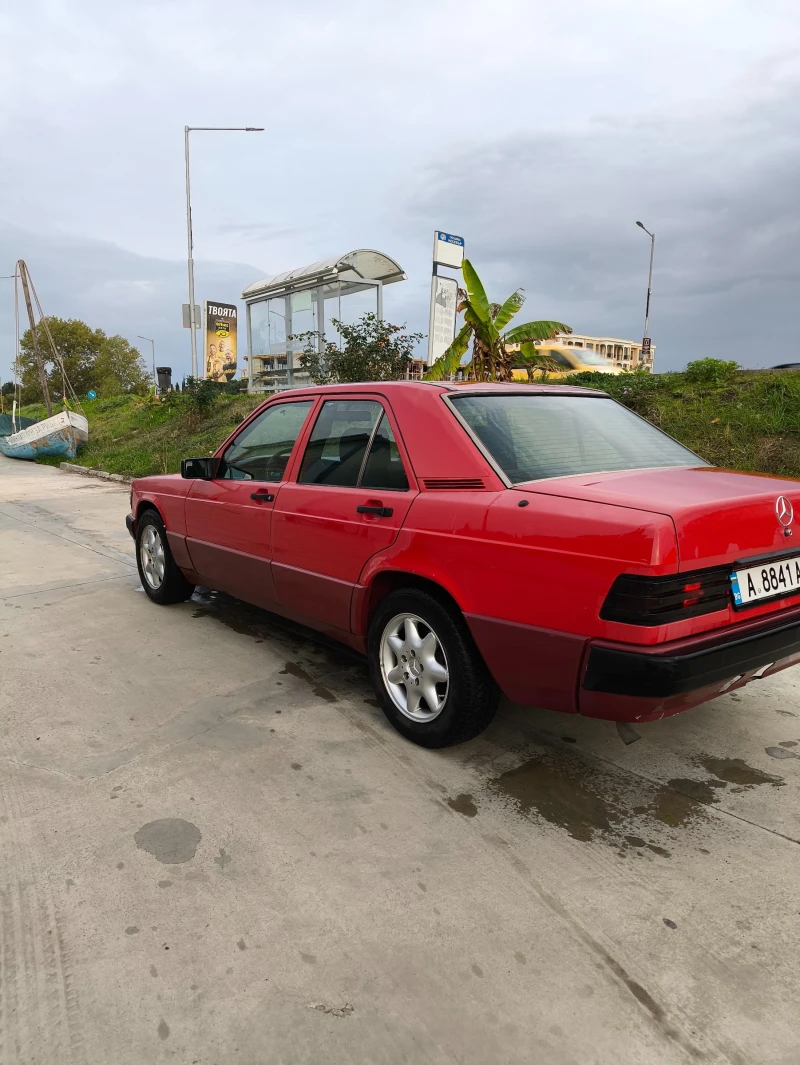 Mercedes-Benz 190, снимка 2 - Автомобили и джипове - 52292406