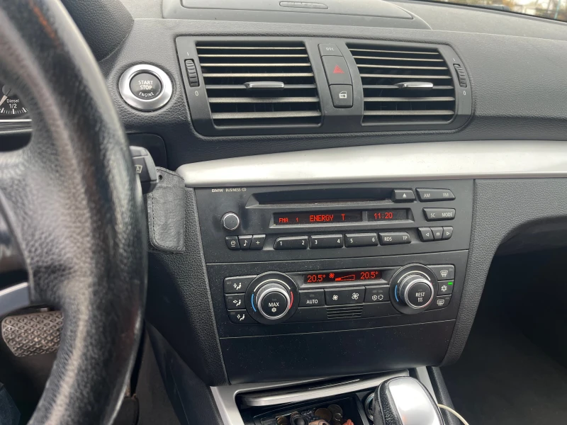 BMW 118 d LCI, снимка 9 - Автомобили и джипове - 52349974