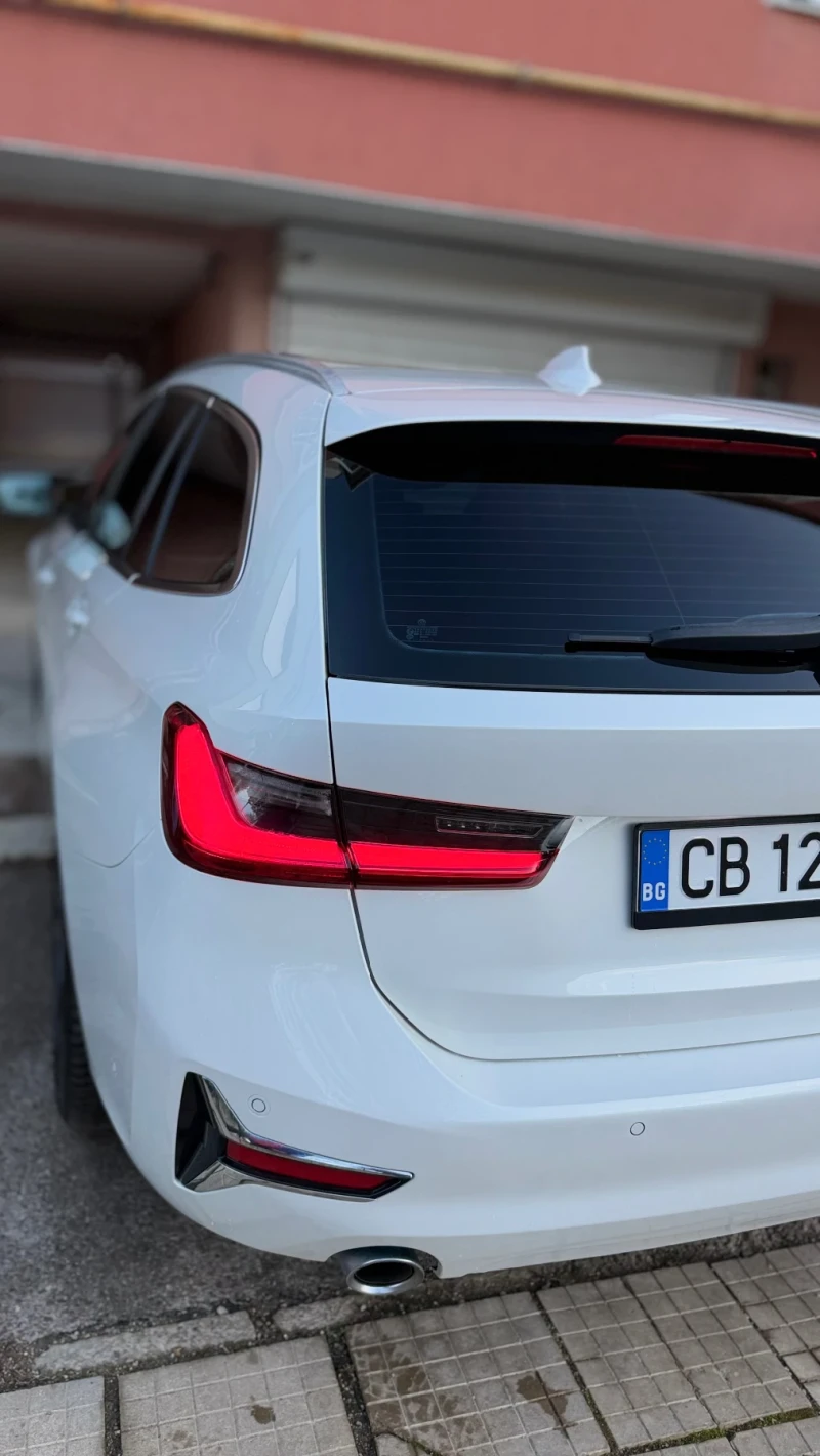 BMW 320, снимка 16 - Автомобили и джипове - 53243708