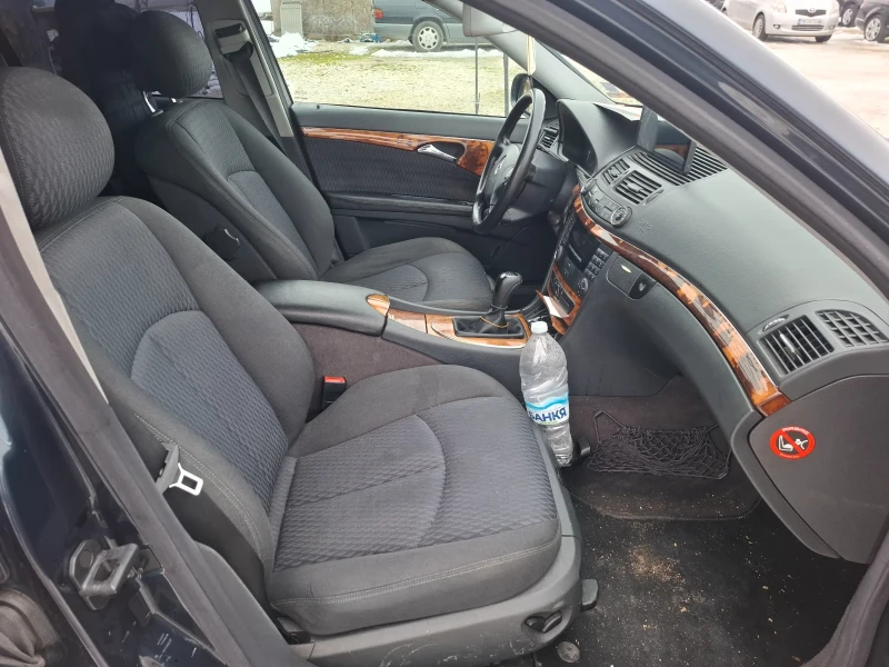 Mercedes-Benz E 220 2.2 CDI, Топ състояние, снимка 11 - Автомобили и джипове - 53333080