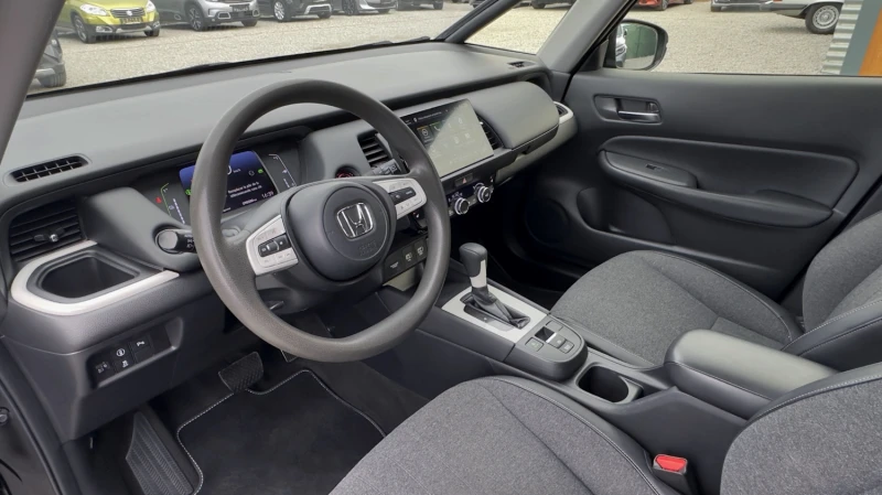 Honda Jazz 1.5i HiBRiD 109кс.CarPlay Подгрев LED , снимка 6 - Автомобили и джипове - 53432796