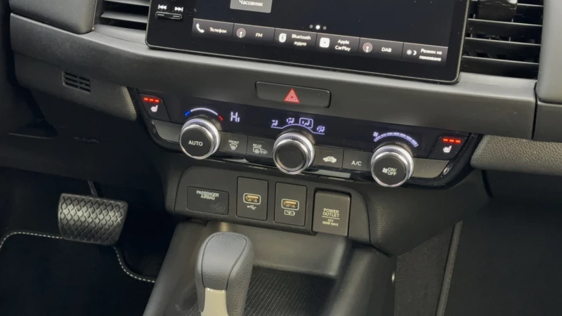 Honda Jazz 1.5i HiBRiD 109кс.CarPlay Подгрев LED , снимка 13 - Автомобили и джипове - 53432796