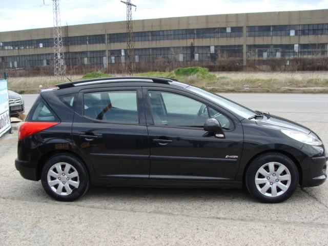 Peugeot 207 1.4, снимка 3 - Автомобили и джипове - 53903948