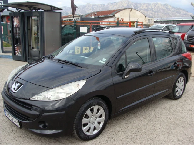 Peugeot 207 1.4, снимка 8 - Автомобили и джипове - 53903948