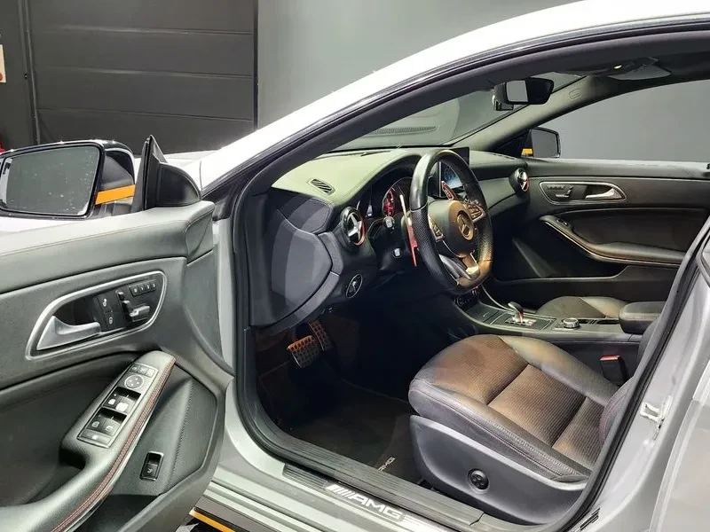 Mercedes-Benz CLA Amg 4Matic, снимка 11 - Автомобили и джипове - 55100811