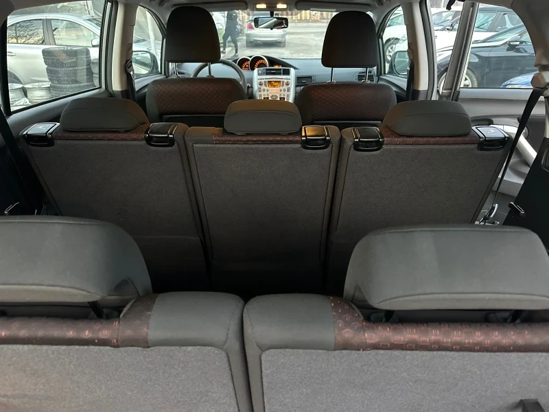 Toyota Verso 1, 6-VALVE MATIC 132 k.с.-7 местна, снимка 6 - Автомобили и джипове - 56017482