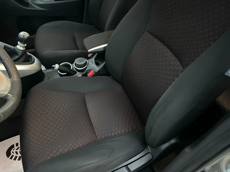 Toyota Verso 1, 6-VALVE MATIC 132 k.с.-7 местна, снимка 8 - Автомобили и джипове - 56017482